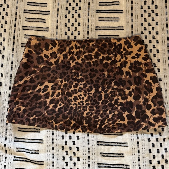 Mid Rise Denim Mini Skort - Picture 3 of 4